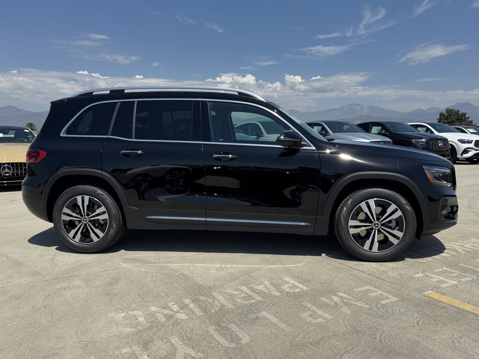 New 2026 Mercedes-Benz GLB 250 image 12