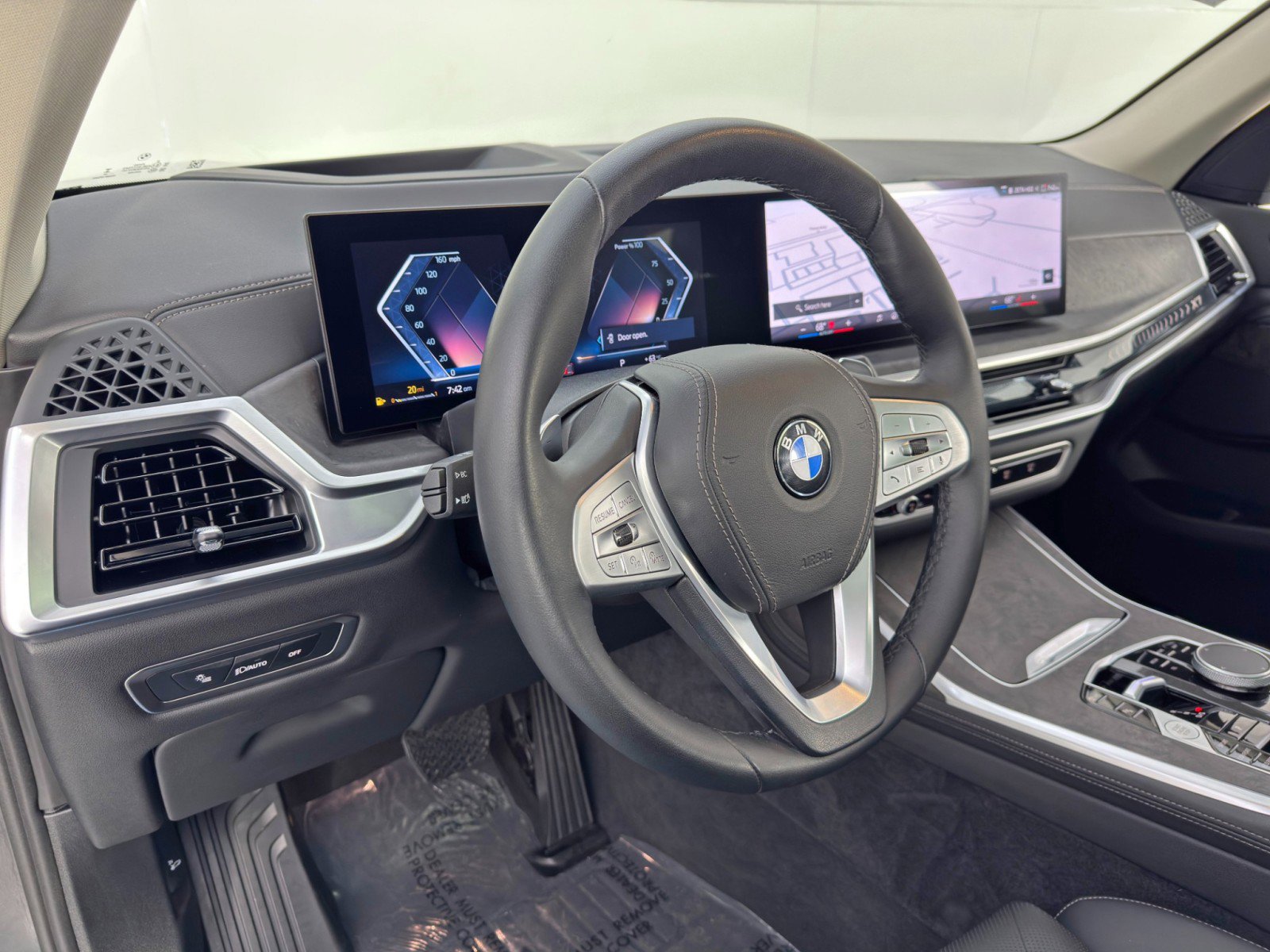 Used 2025 BMW X7 xDrive40i w/ Parking Assistance Package AWD/4WD image 14