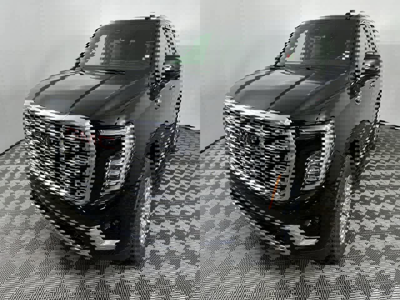 Used 2025 GMC Yukon Denali image 4