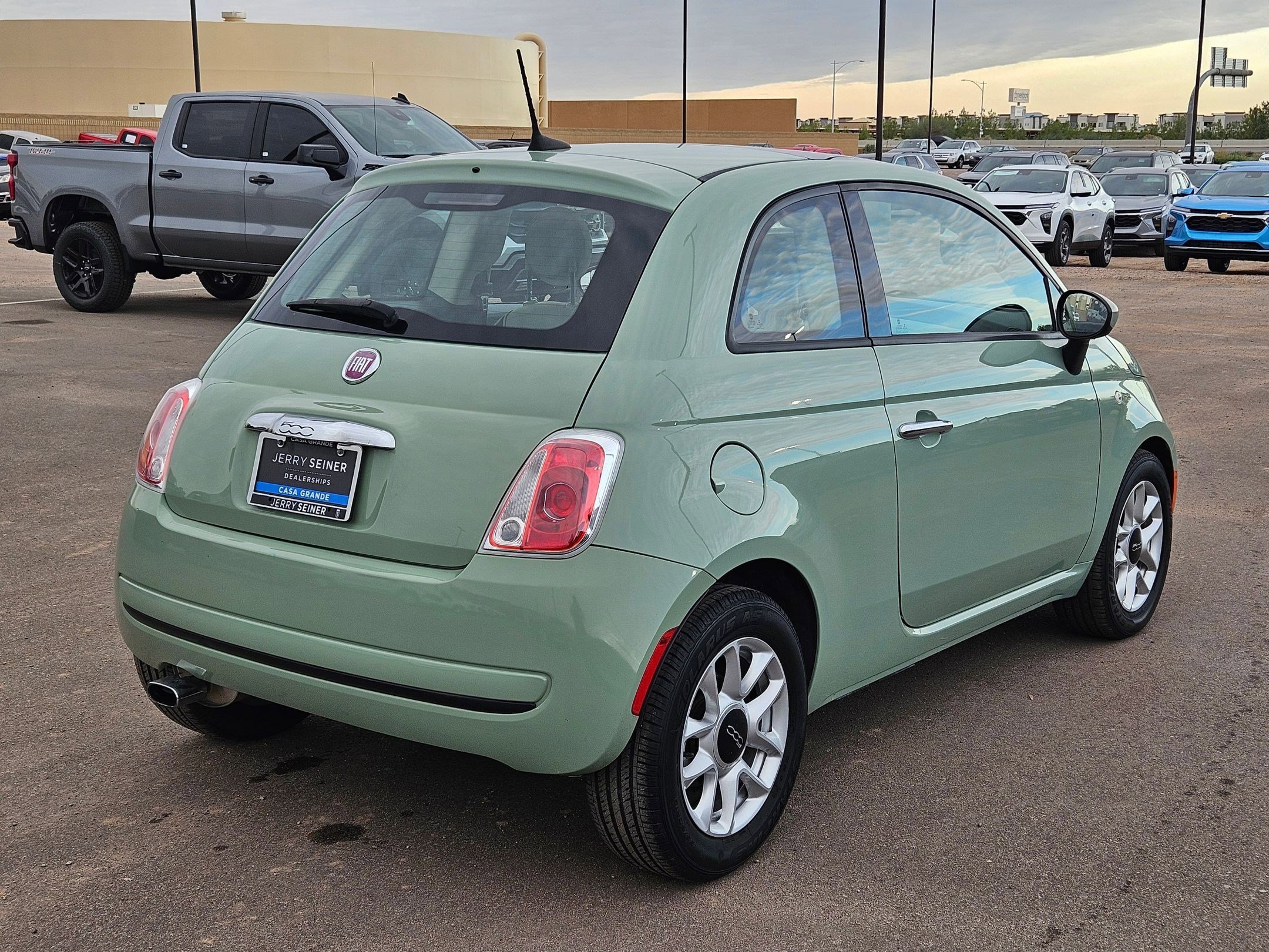 Used 2017 FIAT 500 Pop image 5
