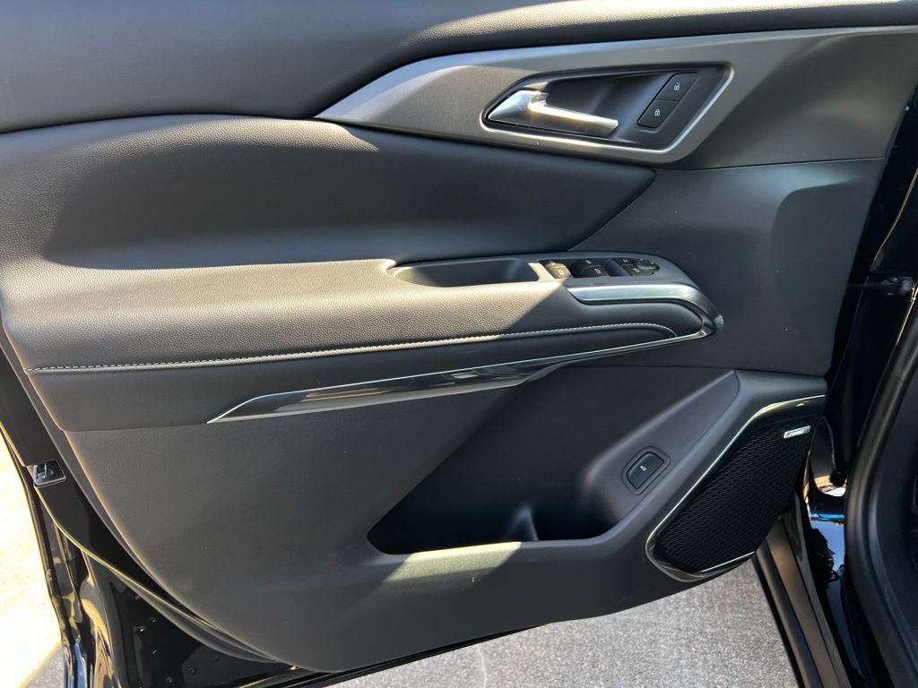 New 2026 Chevrolet Traverse LT image 24