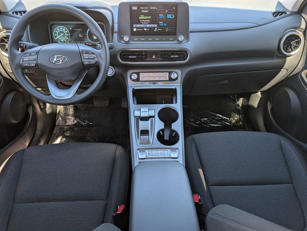 Used 2023 Hyundai Kona SE w/ Cargo Package image 19