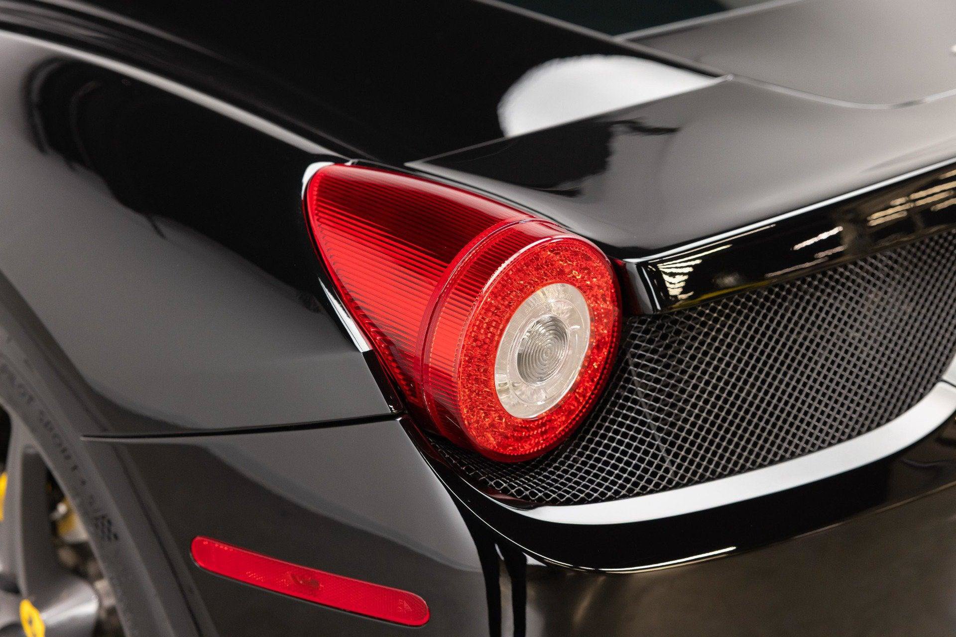 Certified 2015 Ferrari 458 Italia Coupe RWD image 36