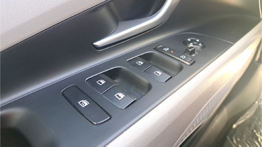 Used 2024 Hyundai Elantra Limited FWD image 38
