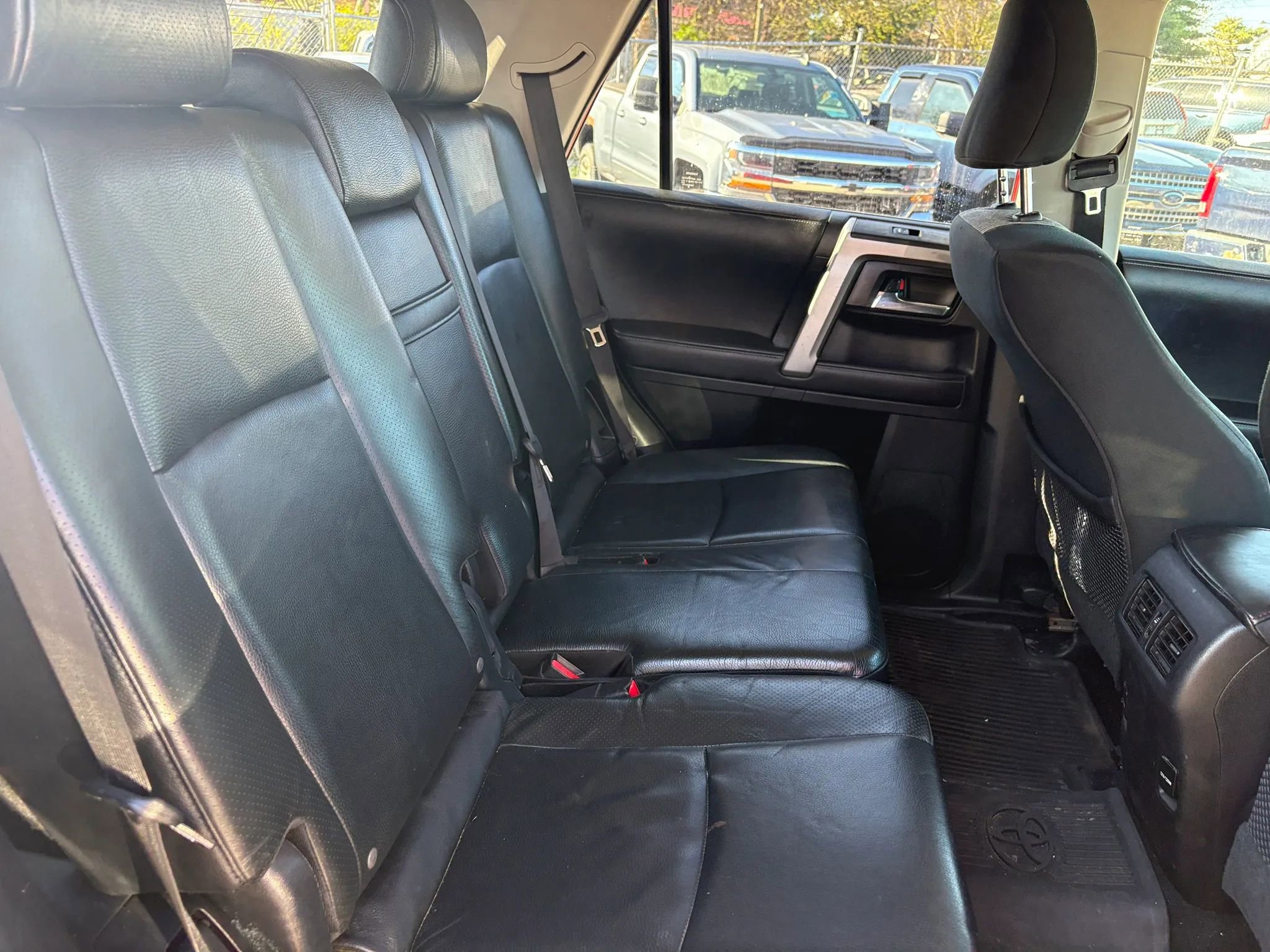 Used 2016 Toyota 4Runner SR5 image 16