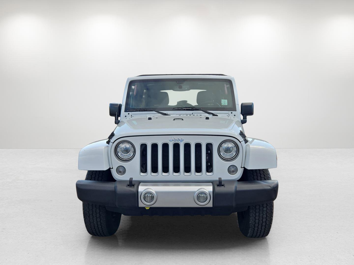 Used 2017 Jeep Wrangler Unlimited Sahara w/ Connectivity Group image 2