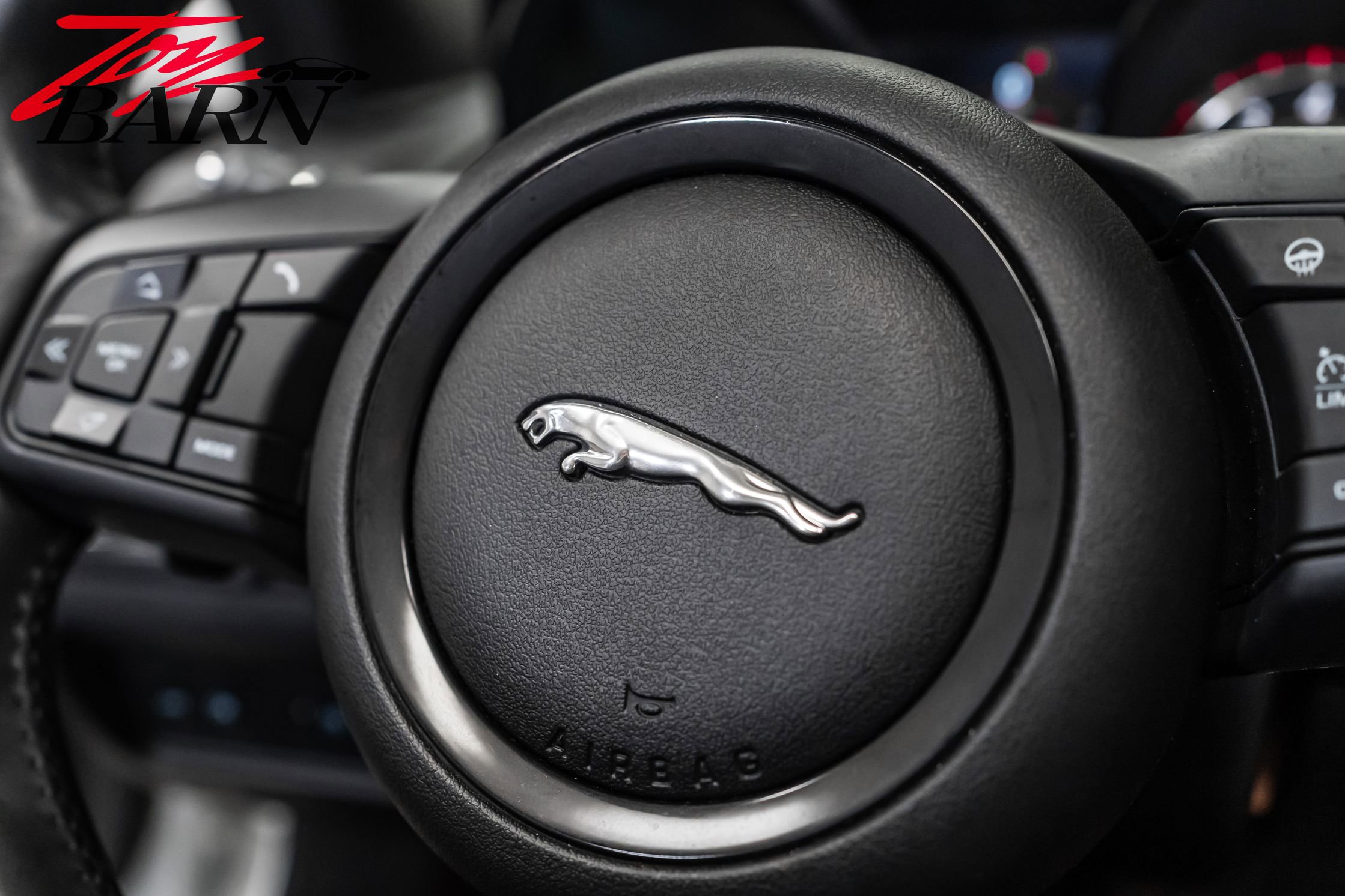 Used 2016 Jaguar F-TYPE S image 42