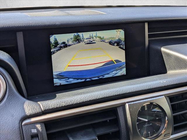 Used 2018 Lexus IS 300 RWD image 13