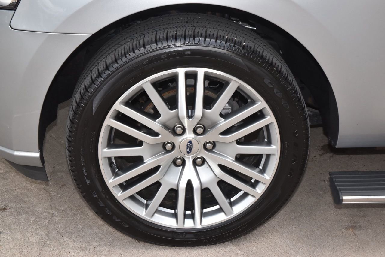 Certified 2023 Ford Expedition Platinum image 41