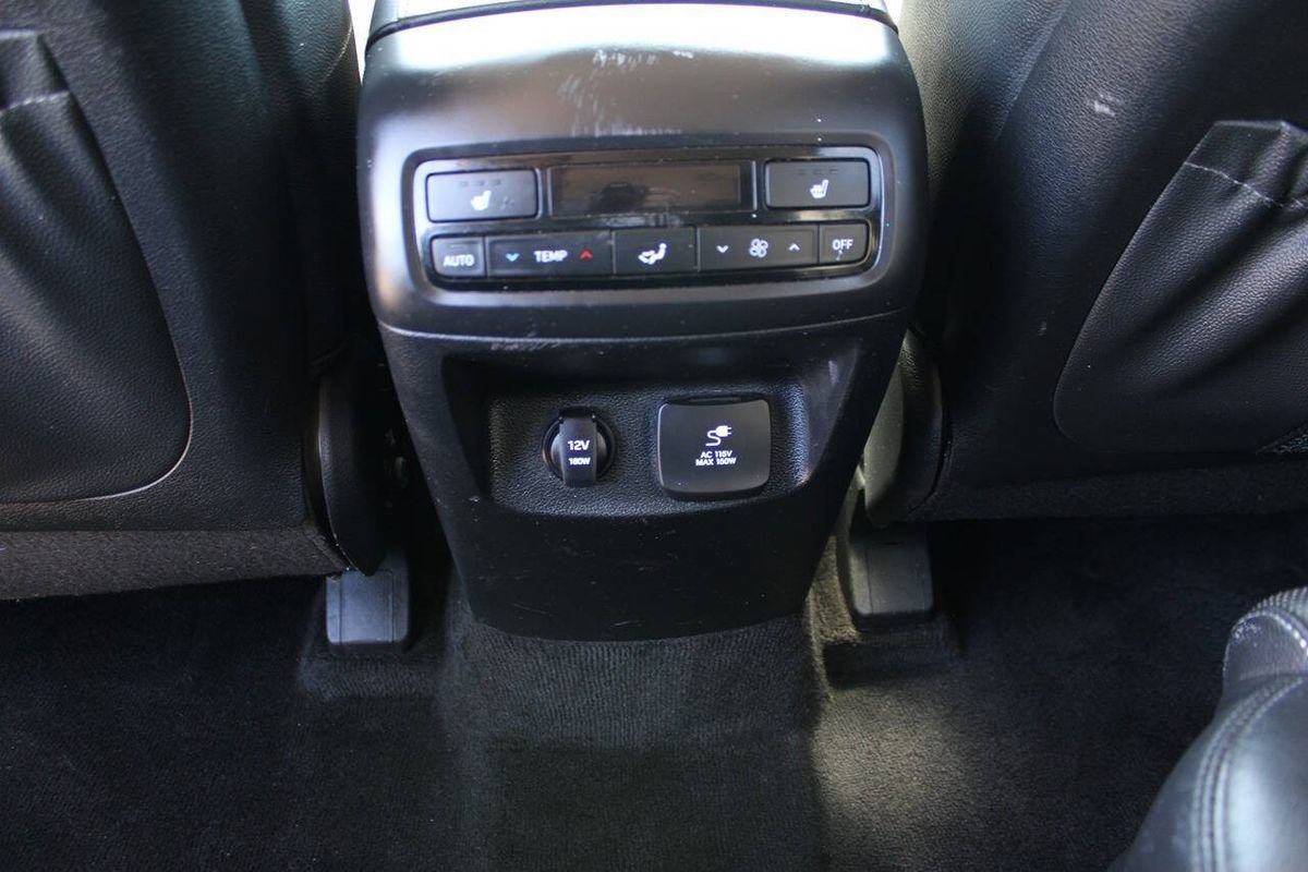 Used 2022 Hyundai Palisade SEL w/ Premium Package AWD/4WD image 12