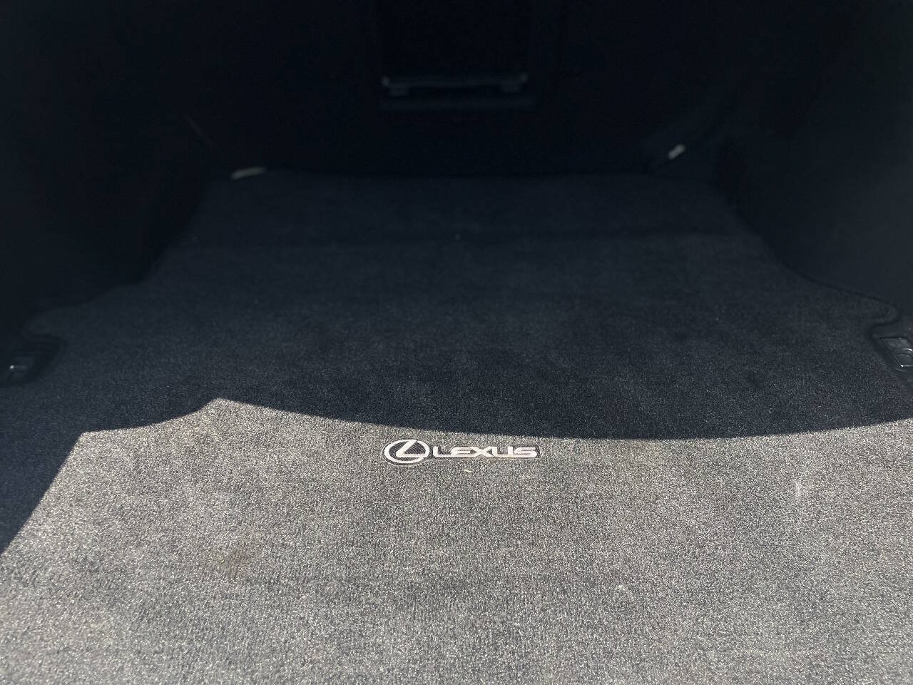 Used 2015 Lexus RC F w/ Premium Package RWD image 8