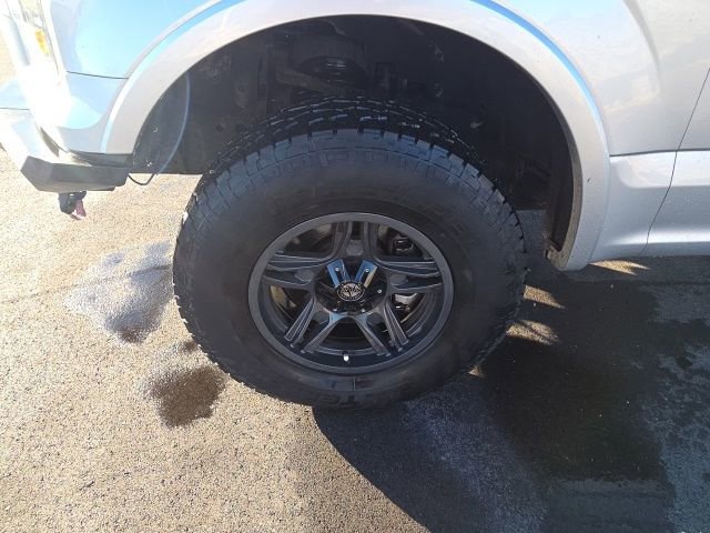 Used 2015 Ford F150 XLT w/ Equipment Group 302A Luxury image 12