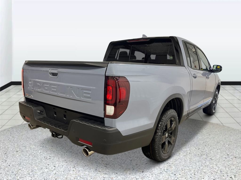 New 2026 Honda Ridgeline Black Edition image 3