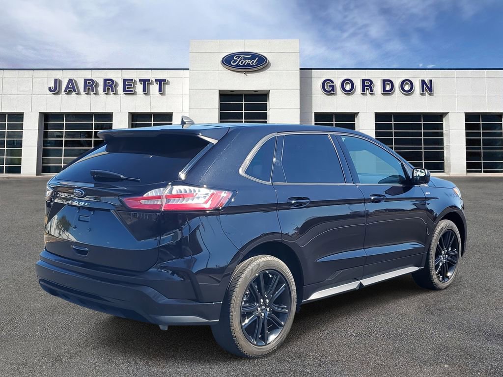 Certified 2024 Ford Edge ST-Line AWD/4WD image 4