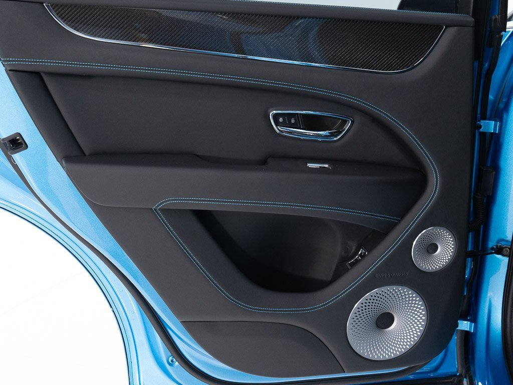 Used 2025 Bentley Bentayga S image 22