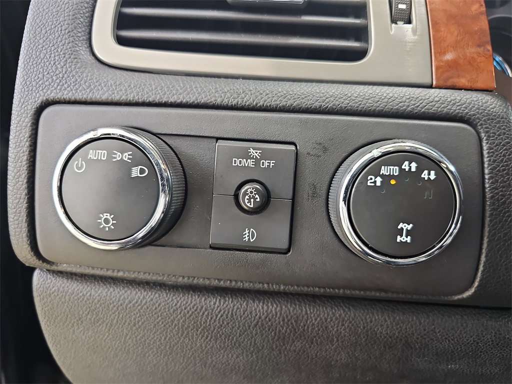 Used 2008 Chevrolet Avalanche LT image 28