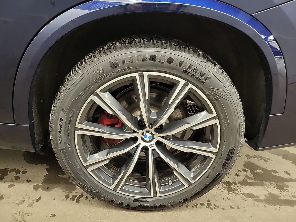 Used 2025 BMW X5 xDrive40i AWD/4WD image 4