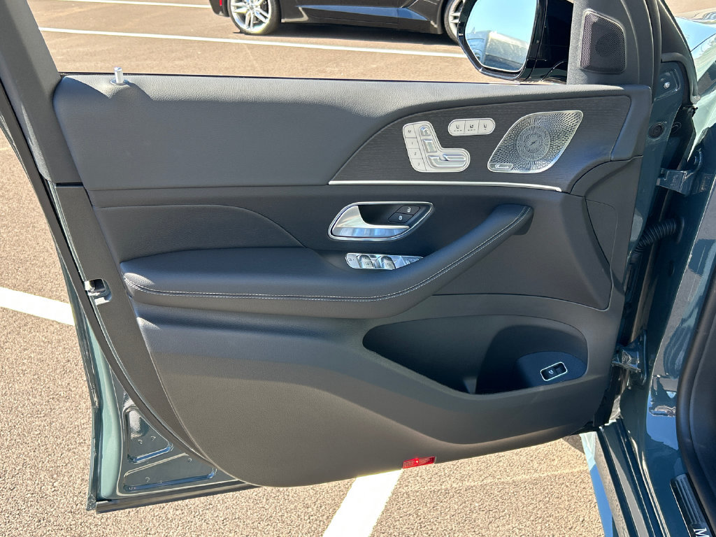 New 2027 Mercedes-Benz GLS 450 4MATIC image 10