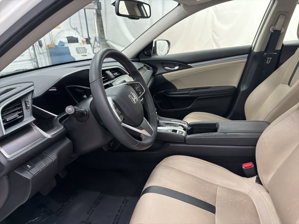 Used 2018 Honda Civic EX-L image 11