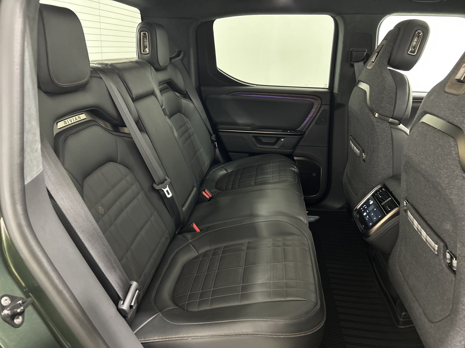 Used 2025 Rivian R1T Premium AWD/4WD image 22