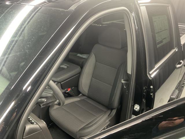 New 2026 Chevrolet Silverado 2500 Custom w/ Custom Value Package image 8