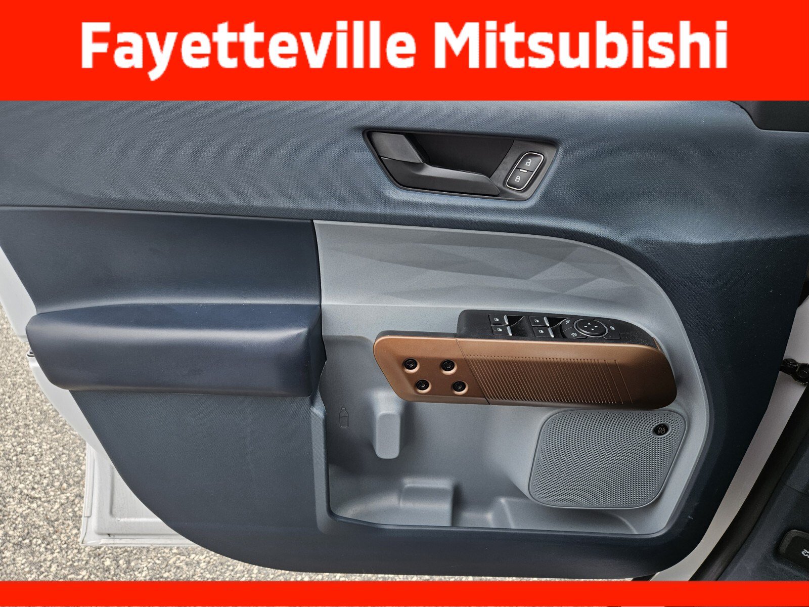 Used 2022 Ford Maverick Lariat w/ Lariat Luxury Package FWD image 29
