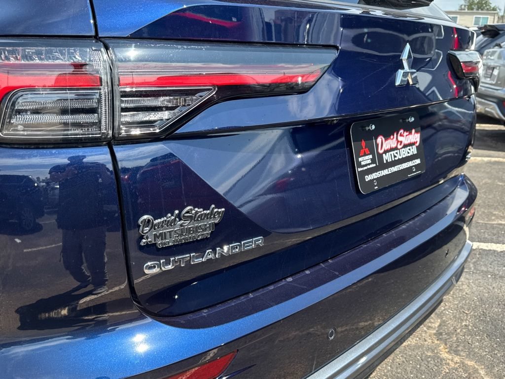 New 2026 Mitsubishi Outlander SE FWD image 48