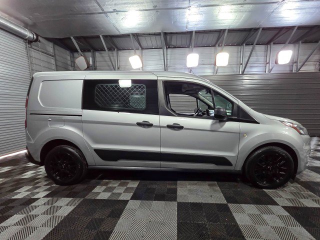 Used 2019 Ford Transit Connect XLT FWD image 9