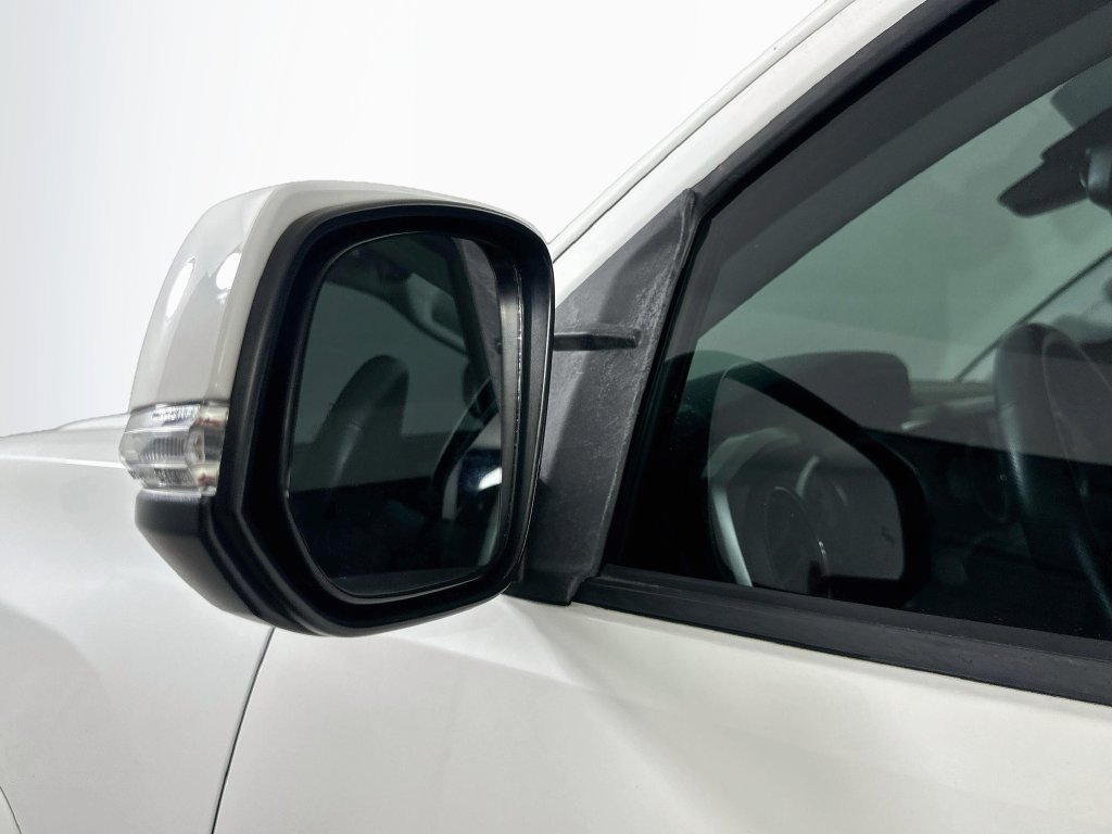 Used 2022 Toyota Tacoma SR5 w/ Technology Package RWD image 38