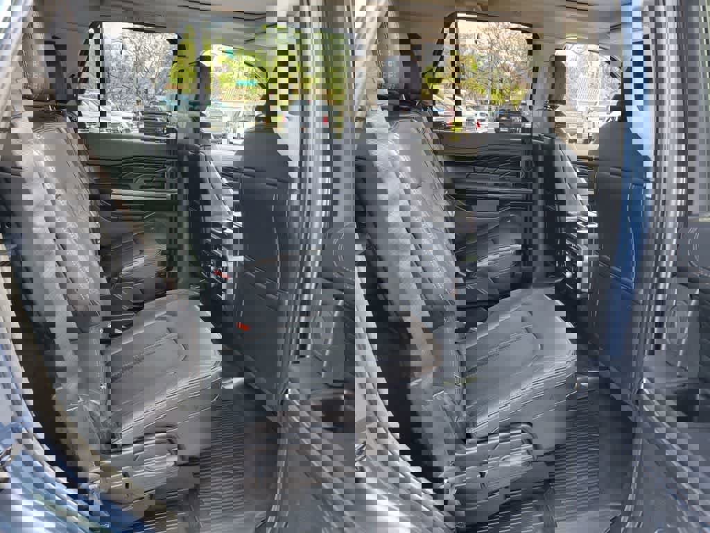 Certified 2020 Ford Expedition Platinum AWD/4WD image 16