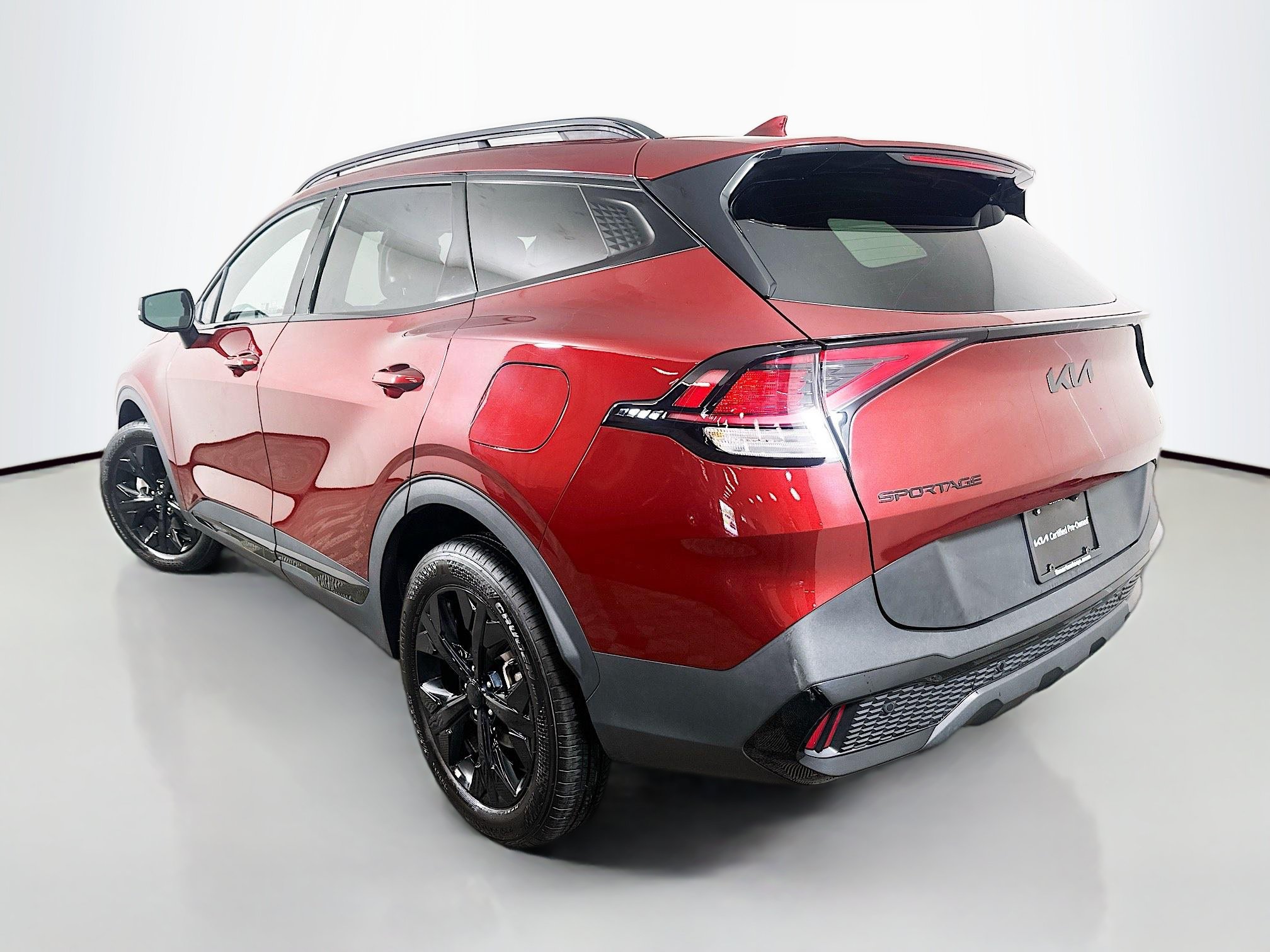 Certified 2025 Kia Sportage X-Line AWD/4WD image 5