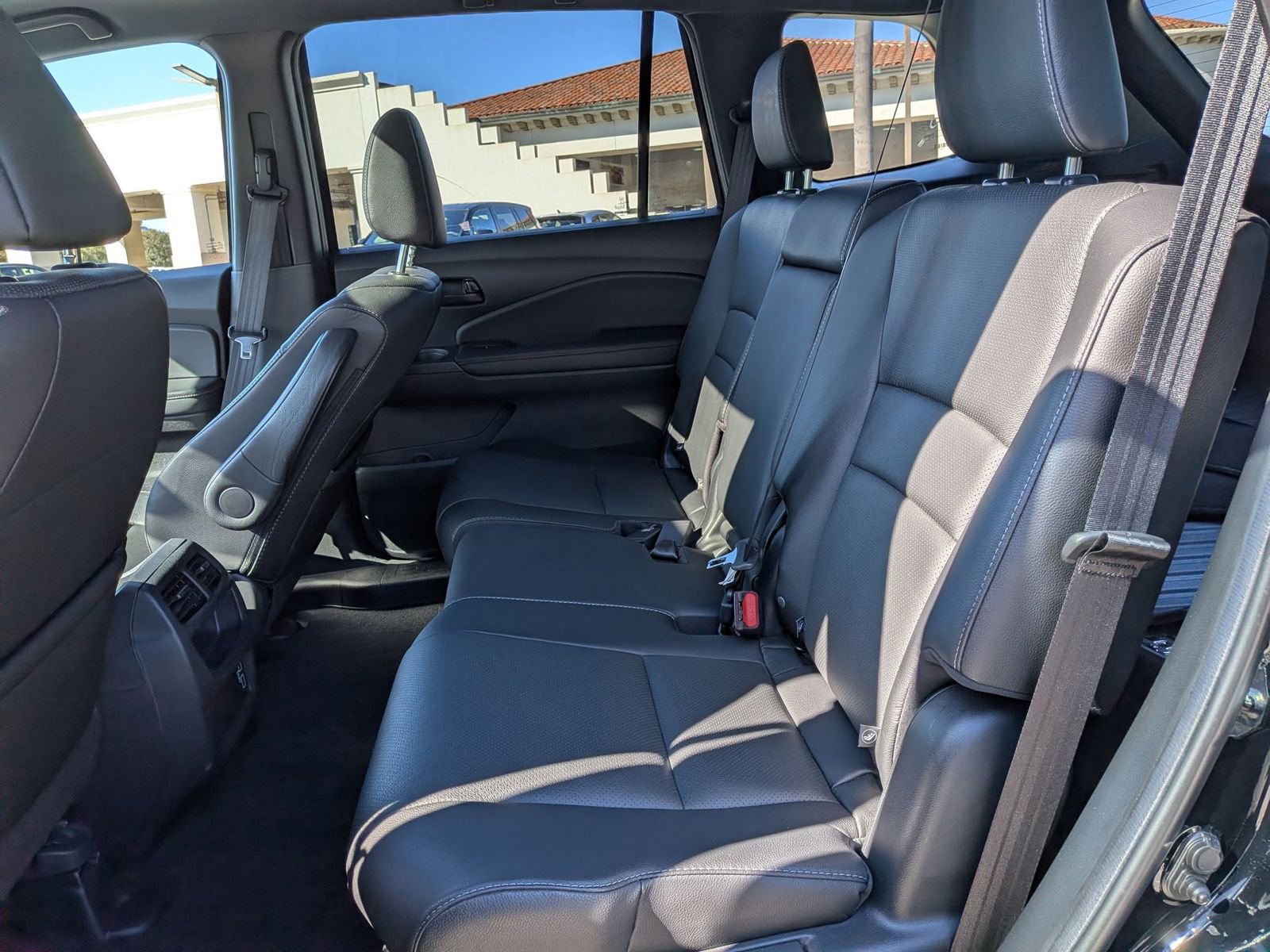 Used 2023 Honda Passport EX-L image 30