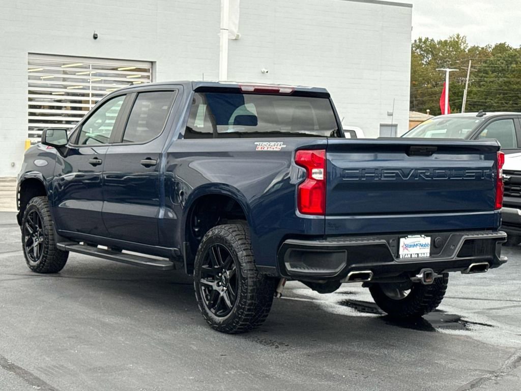 Used 2022 Chevrolet Silverado 1500 Custom Trail Boss w/ LPO, Dark Essentials Package image 5