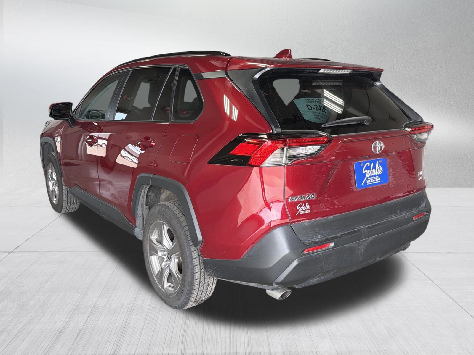 Used 2022 Toyota RAV4 XLE w/ Convenience Package AWD/4WD image 5