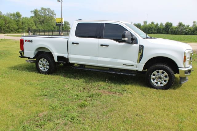 Used 2024 Ford F250 XLT w/ FX4 Off-Road Package image 12
