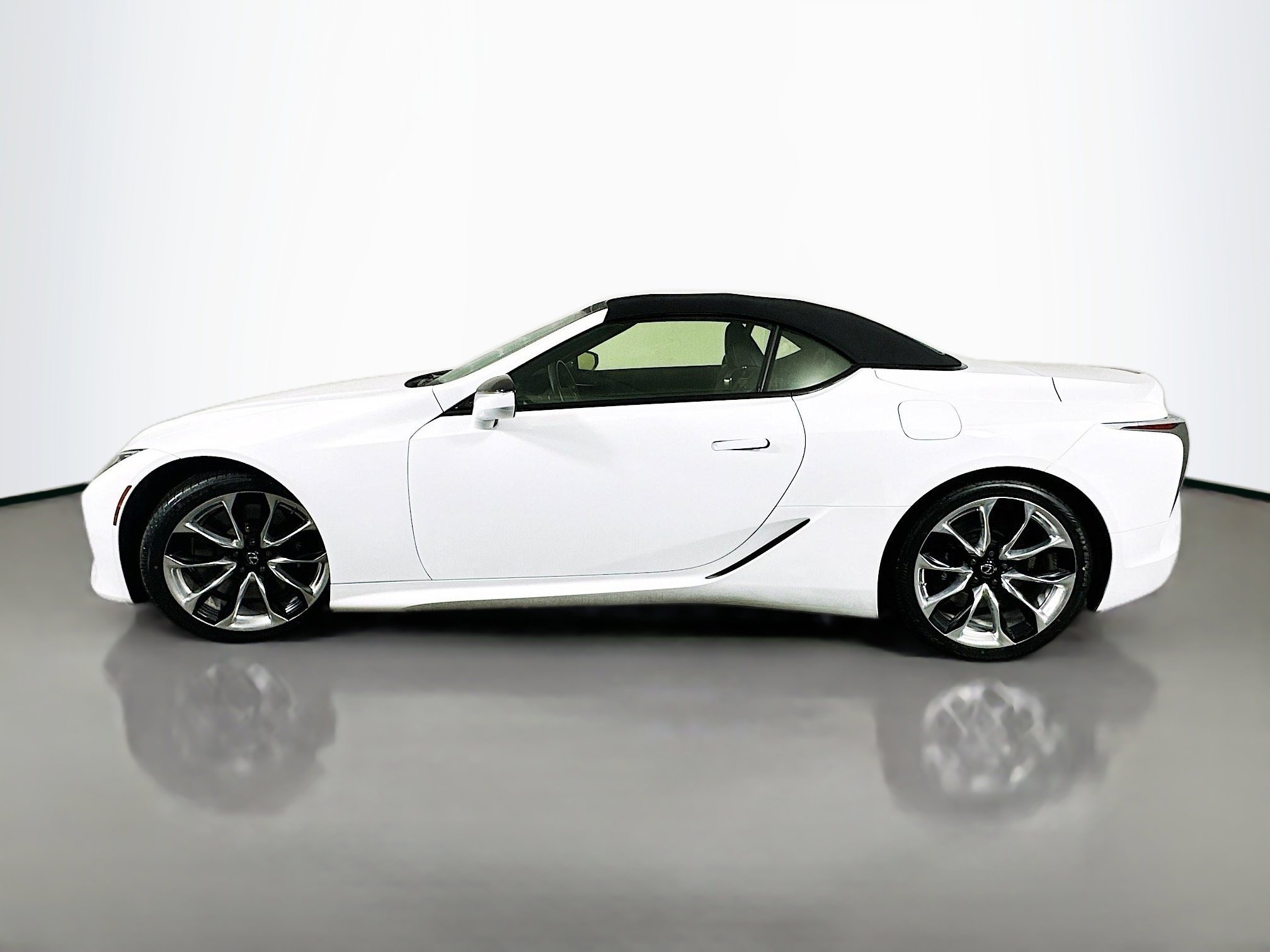 Used 2021 Lexus LC 500 Convertible w/ Touring Package image 4