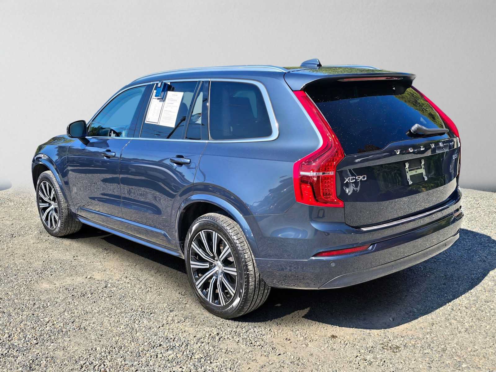 Used 2023 Volvo XC90 B5 Core w/ Protection Package Premier AWD/4WD image 5