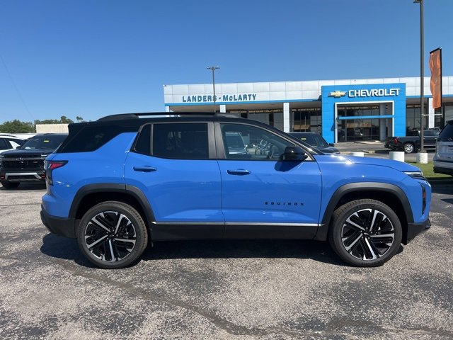 New 2026 Chevrolet Equinox RS w/ Convenience Package III image 2