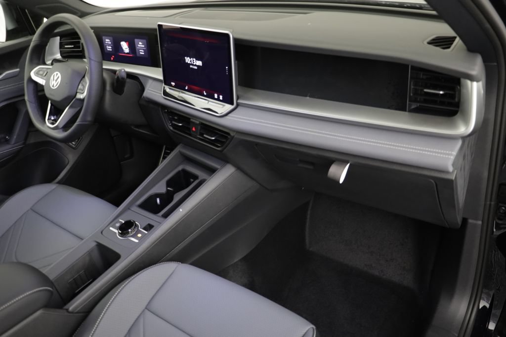 New 2026 Volkswagen Tiguan SE R-Line AWD/4WD image 20