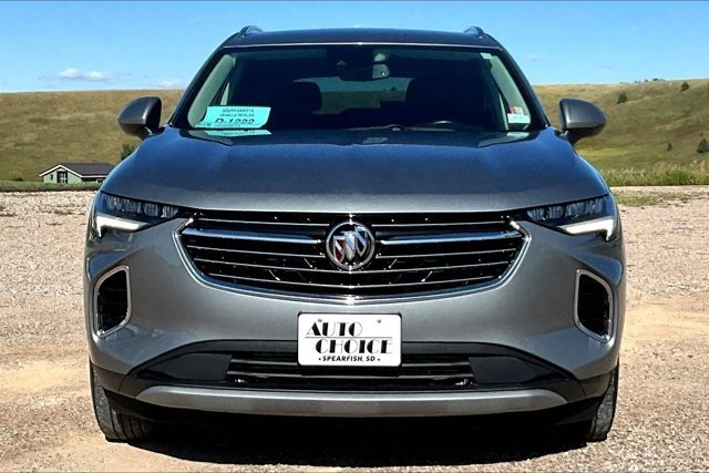 Used 2023 Buick Envision Essence image 2