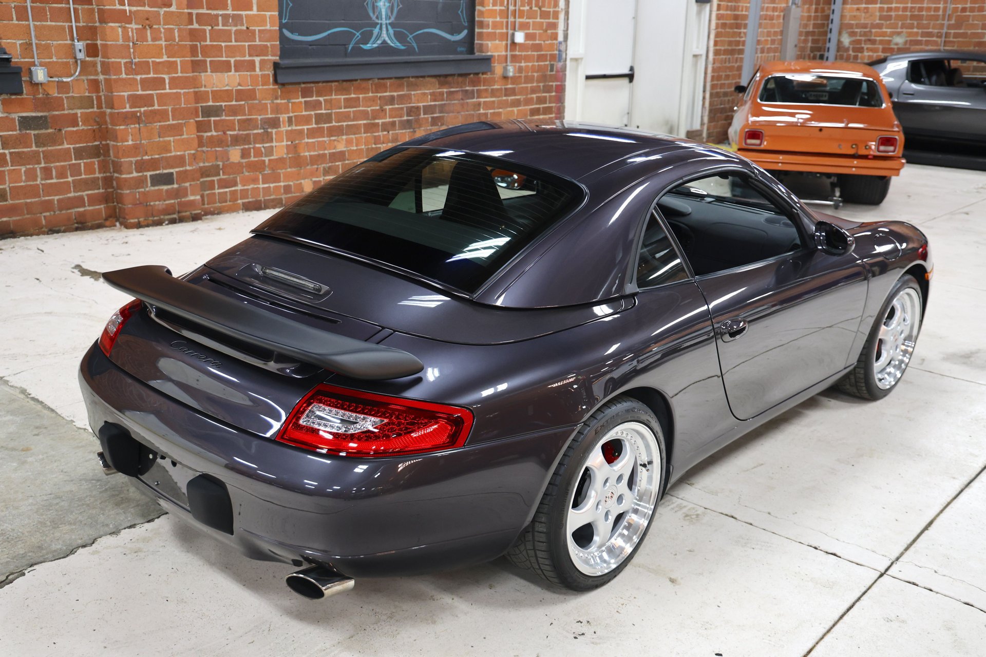 Used 1999 Porsche 911 Cabriolet image 33