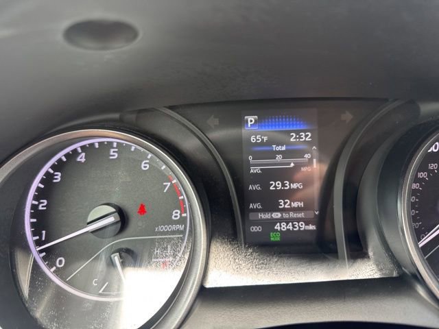 Used 2024 Toyota Camry SE image 12