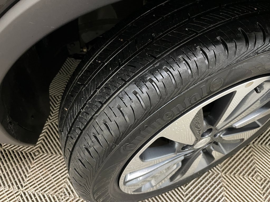 Certified 2022 Buick Encore Preferred w/ Safety Package II image 47