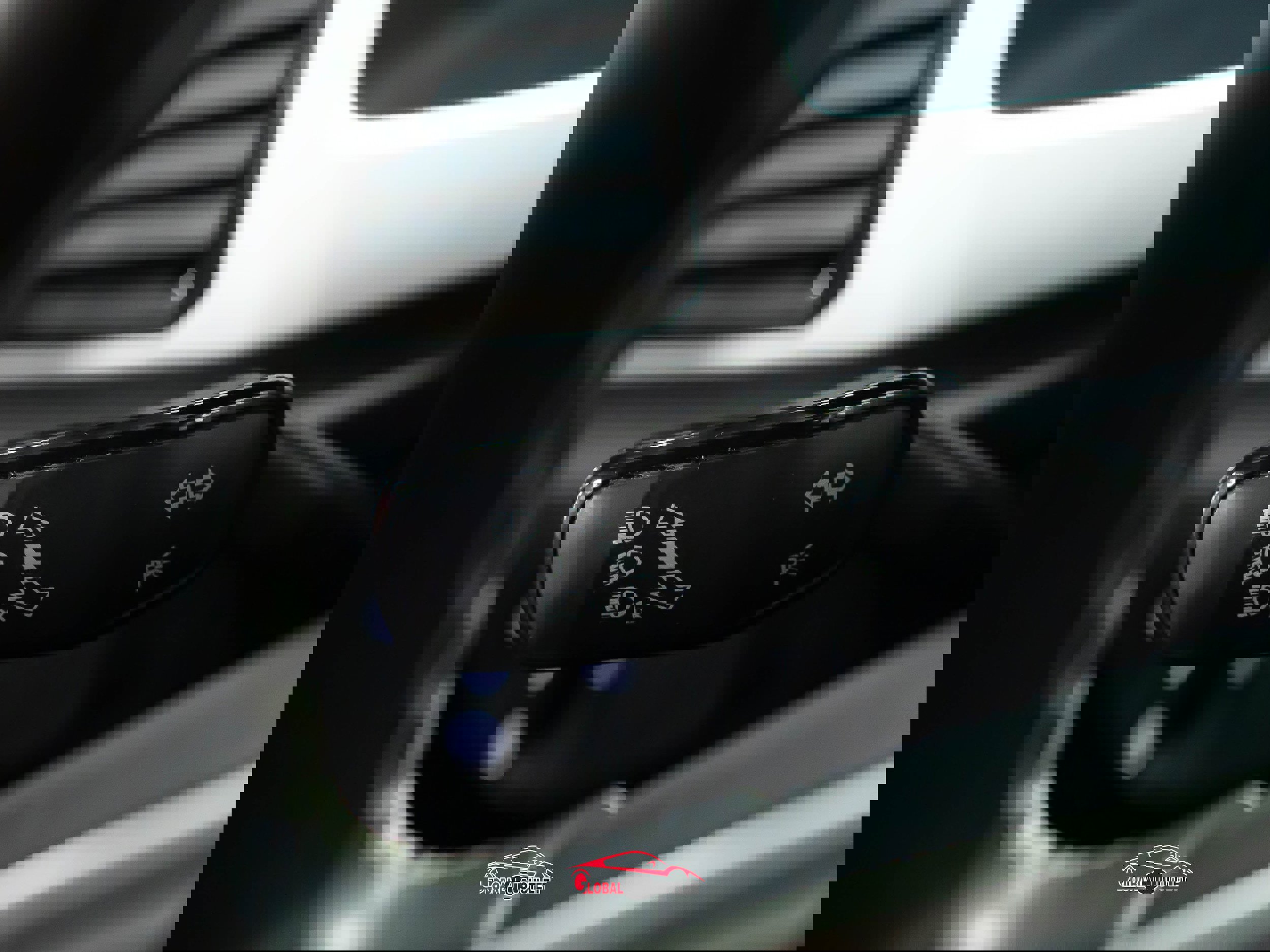 Used 2022 Volkswagen Atlas SE image 28