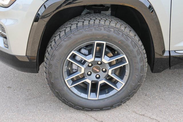 New 2026 GMC Terrain AT4 w/ Technology Package II image 7