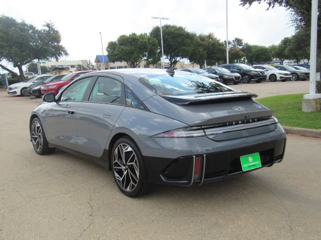 Used 2023 Hyundai Ioniq 6 SEL image 12