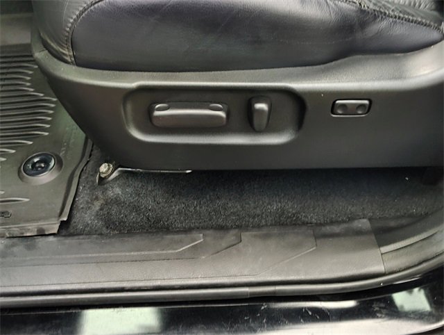 Used 2023 Toyota Tacoma Limited w/ Nightshade Package image 17