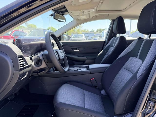 New 2026 Nissan Sentra SV w/ SV Convenience Package FWD image 16