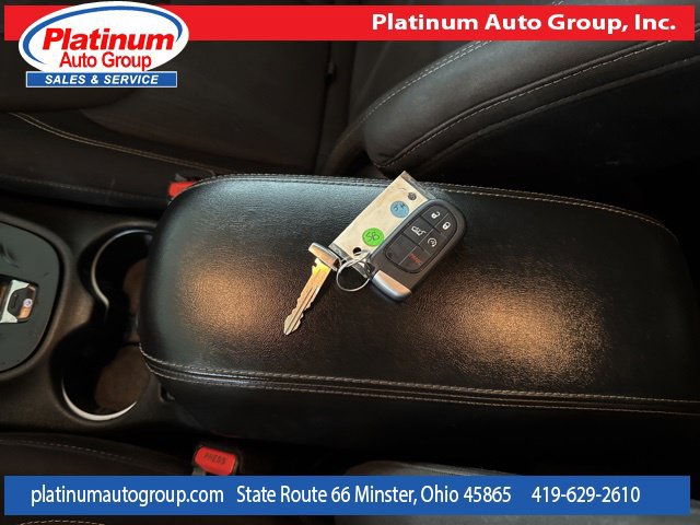 Used 2015 Jeep Cherokee Latitude w/ Comfort/Convenience Group AWD/4WD image 24