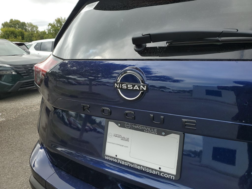 New 2026 Nissan Rogue Dark Armor FWD image 6